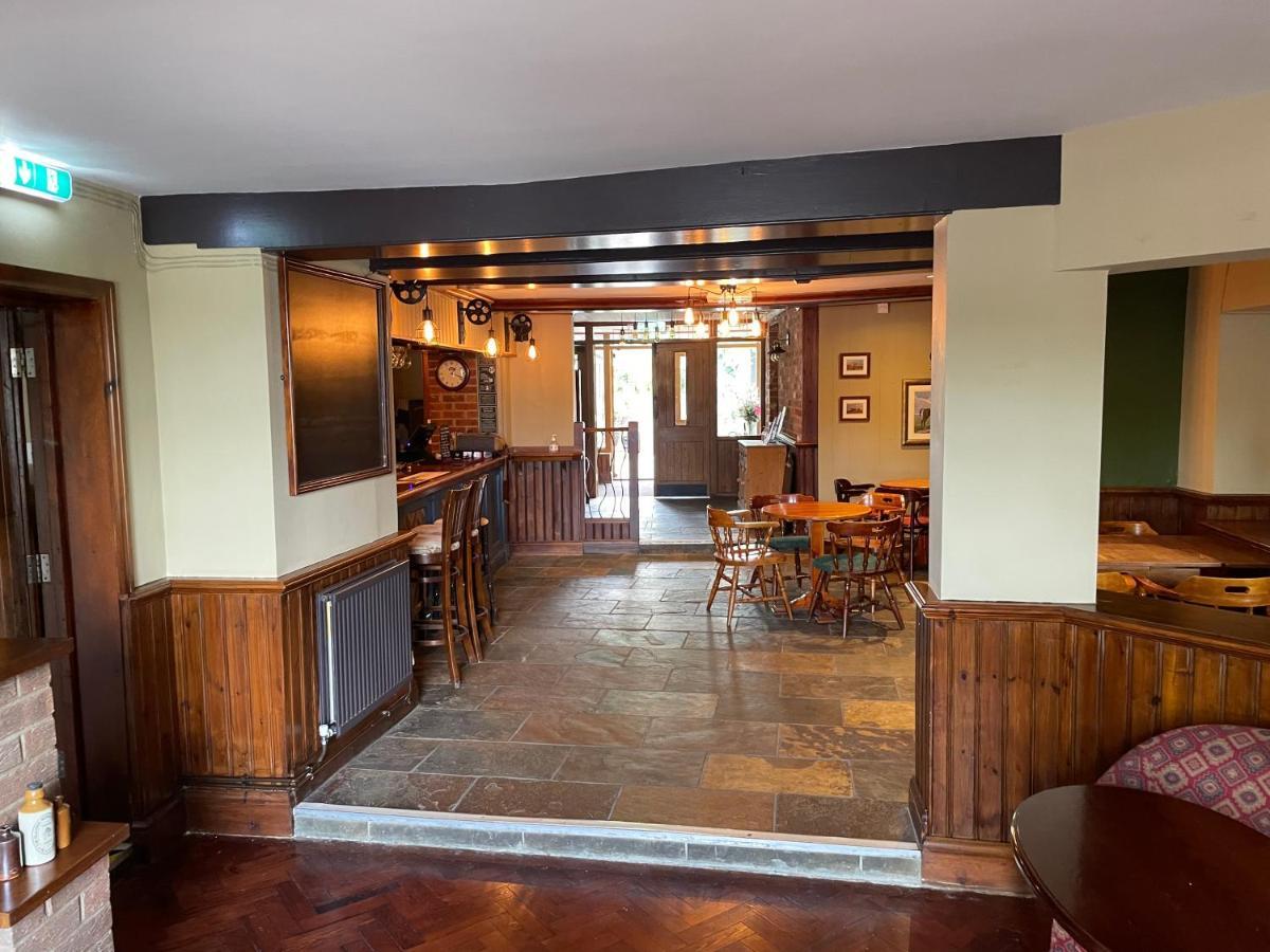 The Swan Inn East Ilsley Ngoại thất bức ảnh