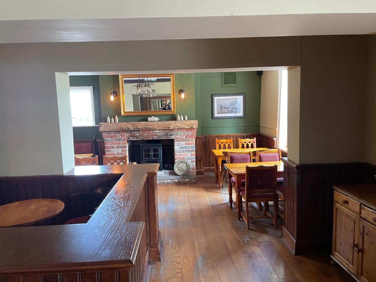 The Swan Inn East Ilsley Ngoại thất bức ảnh